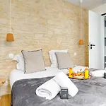 194 Suite Maison Parisienne